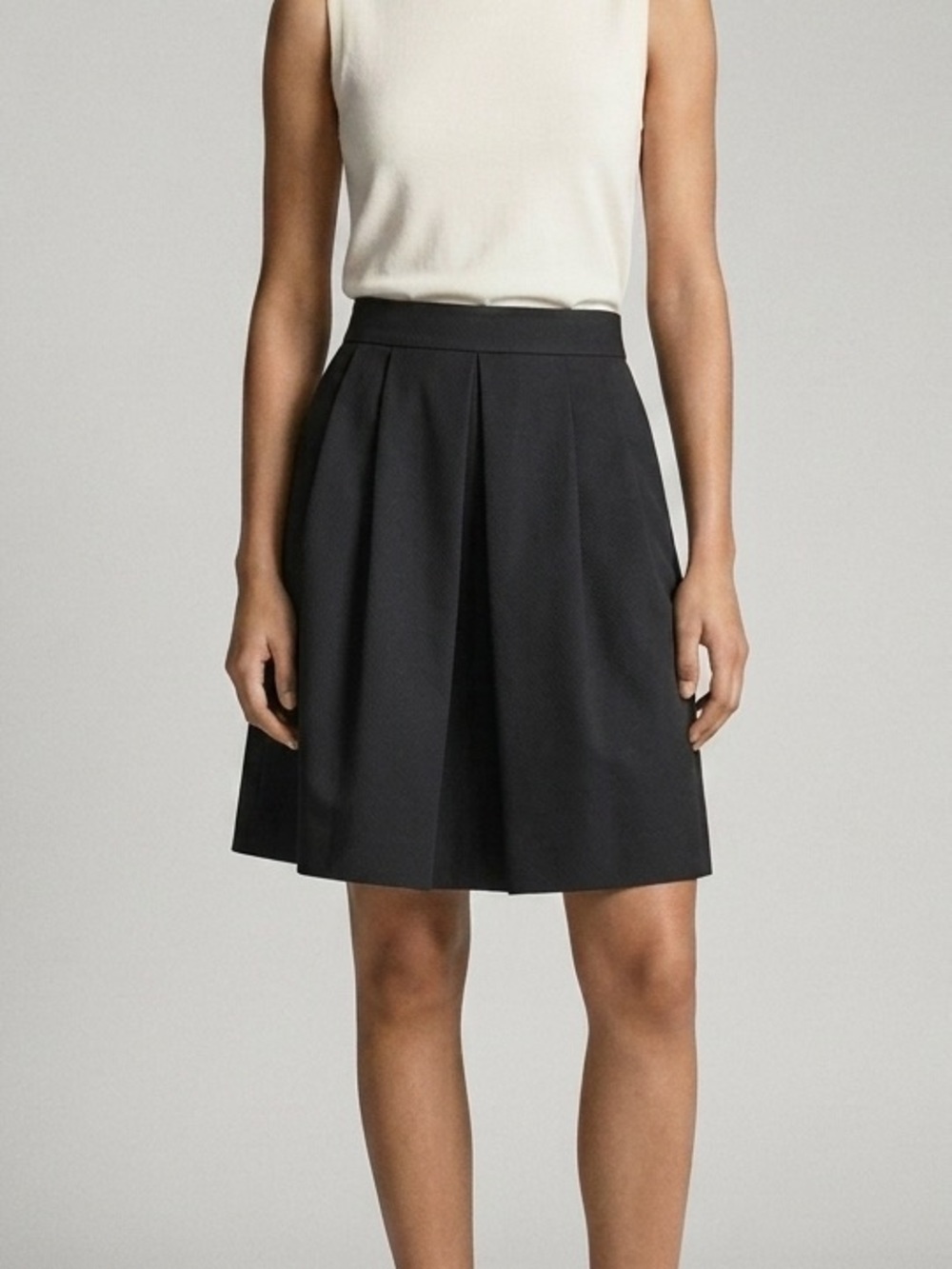 Massimo Dutti Black Textured Pleated A-Line Mini Skirt US 2